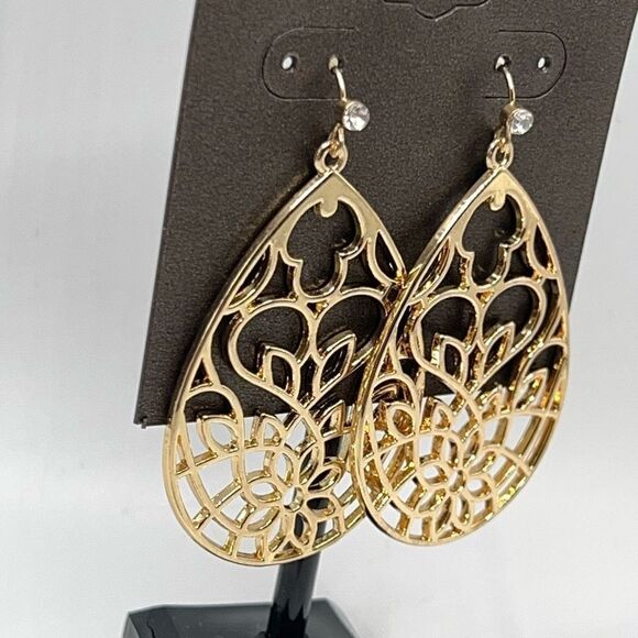 Bold Elements Earrings Gold Filigree Tear Drop Dangle - Picture 2 of 6
